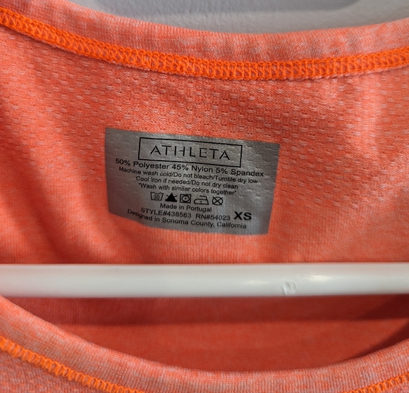 Athleta Tee XS - Picture 2 of 3